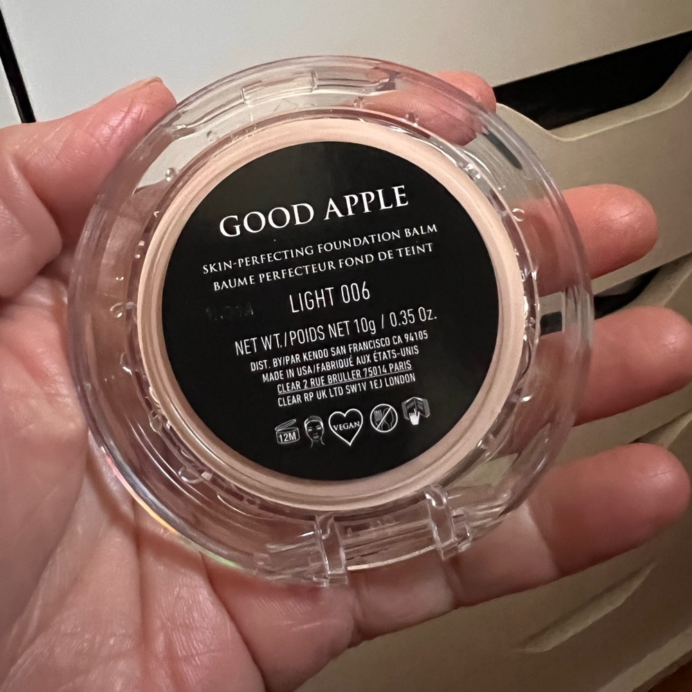 New KVDBEAUTY, GOOD APPLE SKIN PERFECTING FOUNDATION BALM, LIGHT 006, brand new - Picture 5 of 8